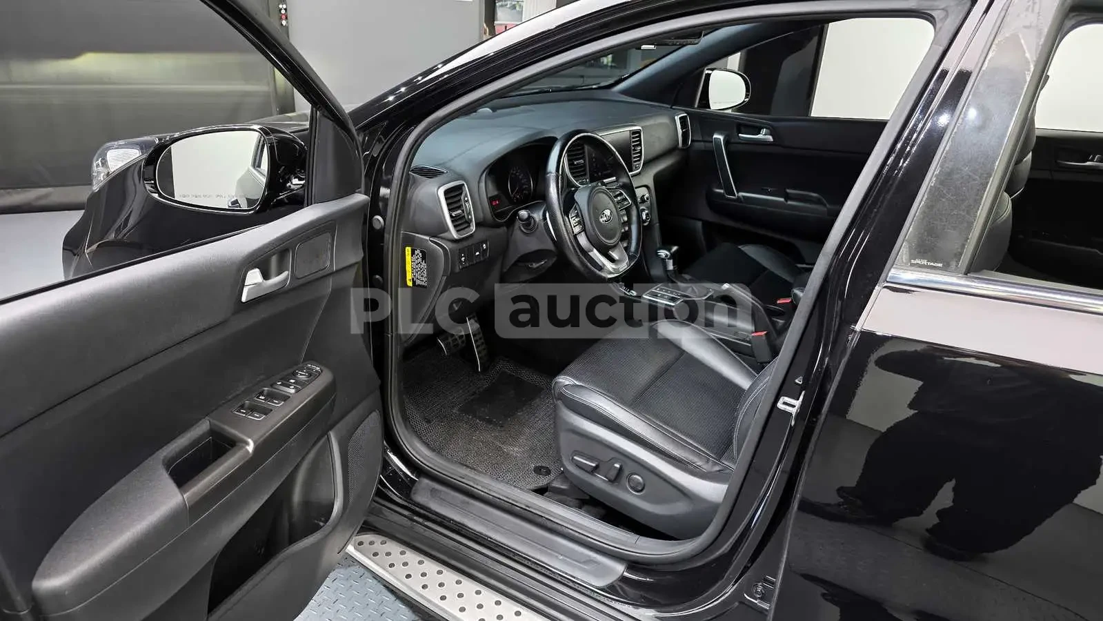 Kia Sportage 1.6| ОБДУХВАНЕ| КАМЕРА| ПОДГРЕВ| ВКЛ.ТЕХНОТЕСТ, снимка 4 - Автомобили и джипове - 54909638