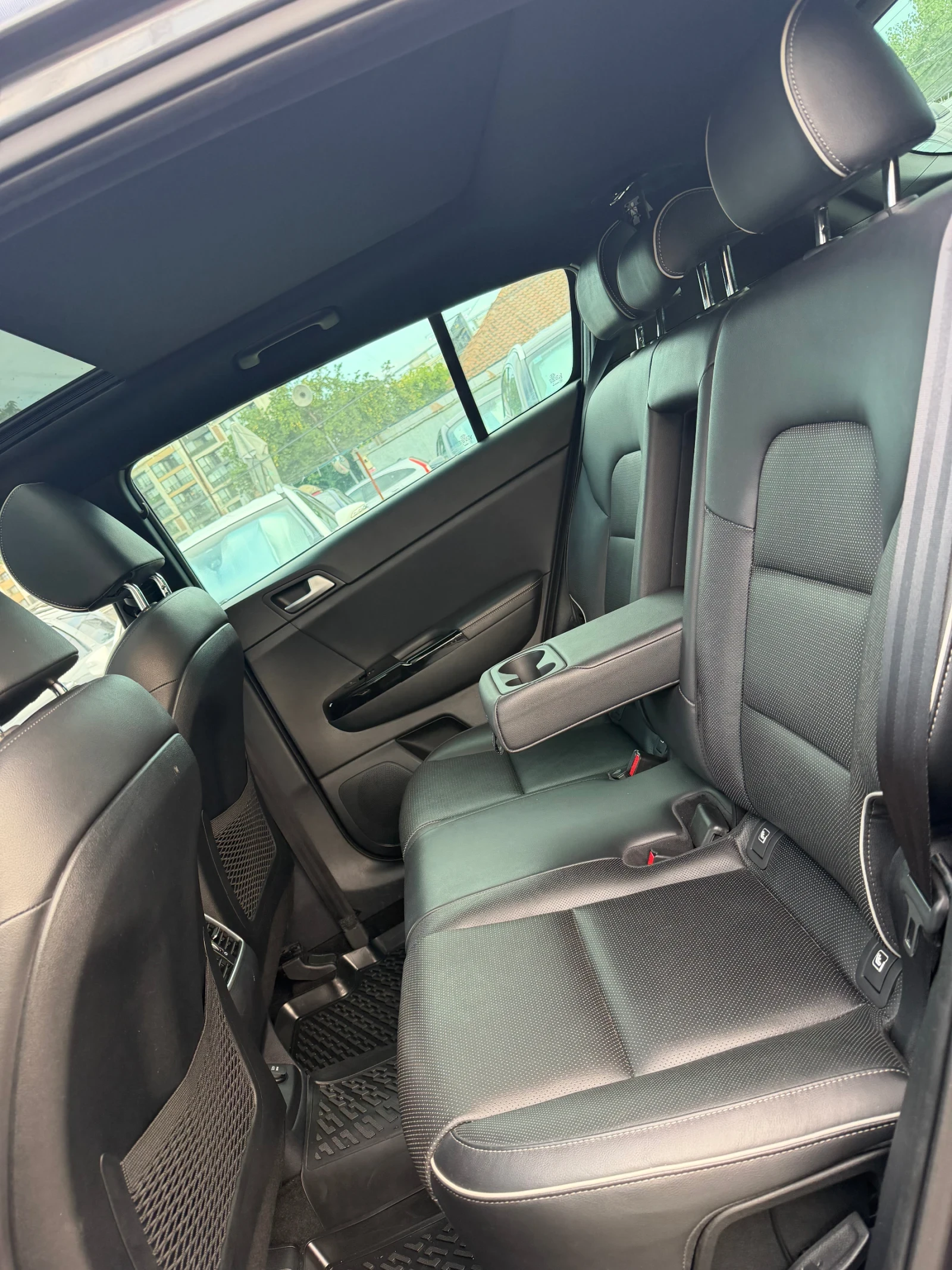 Kia Sportage 2.0CRDI GT-LINE100%РЕАЛНИ КМ ЛИЗИНГ ВИДЕО, снимка 7 - Автомобили и джипове - 55138571