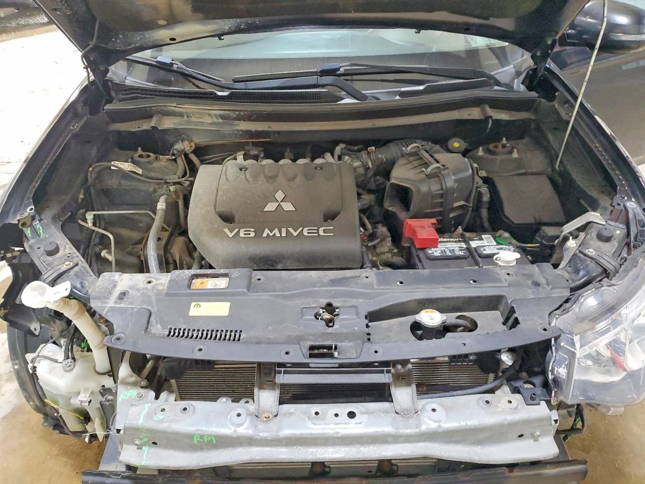 Mitsubishi Outlander GT 3.0 V6 | 4WD | 7 ����� | Mobile.bg � ����������� 12