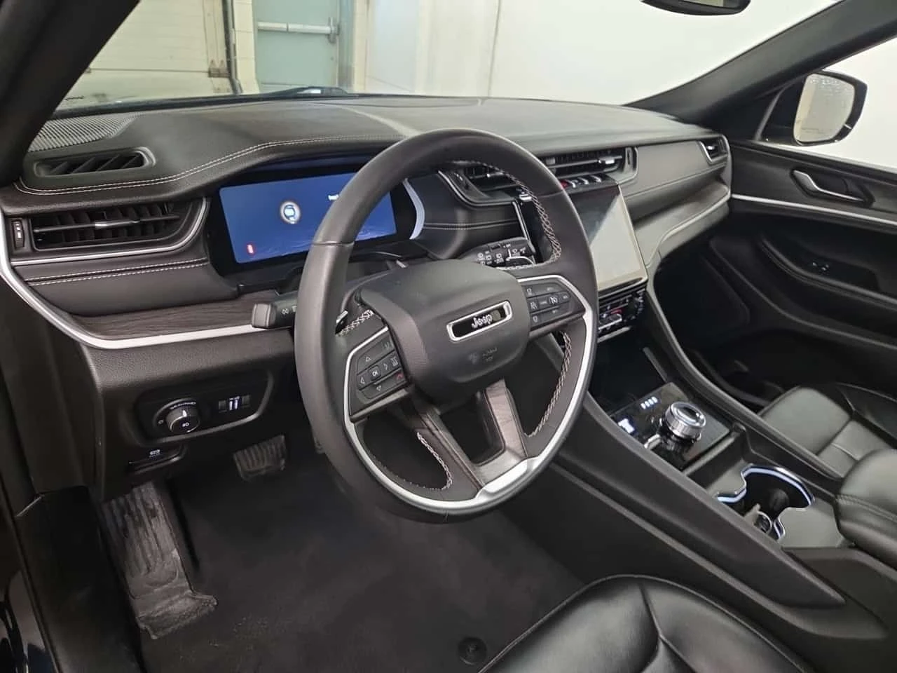 Jeep Grand cherokee LIMITED| ПОДГРЕВИ| ПАМЕТ| 2 КЛЮЧА| 7 МЕСТА| , снимка 10 - Автомобили и джипове - 56164778
