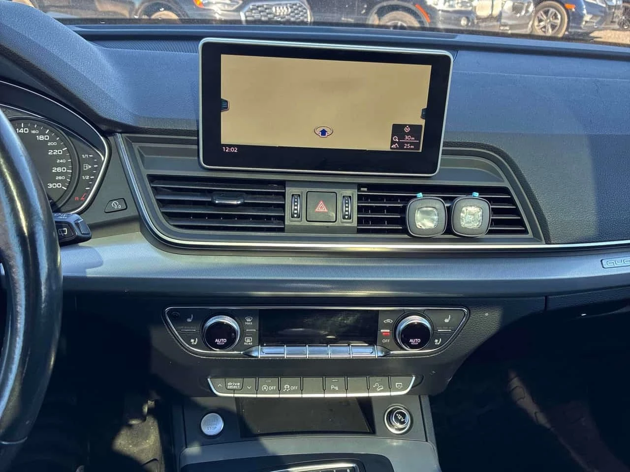 Audi Q5 * Progressiv * CARFAX * ЦЕНА ДО БГ, снимка 9 - Автомобили и джипове - 56711993