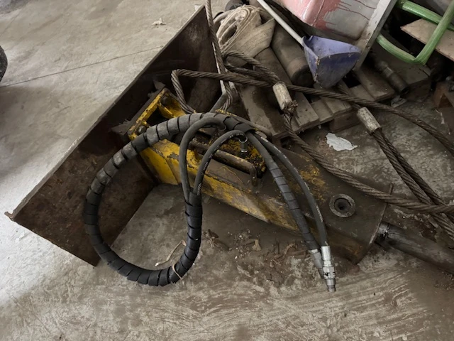 Мини челни товарачи Bobcat S630, снимка 8 - Индустриална техника - 54067575