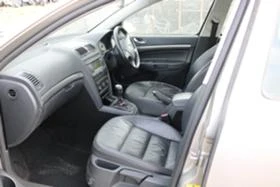 Skoda Octavia 2.0 FSI, снимка 6
