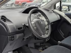 Toyota Yaris 1.3i Automatic 178х.км, снимка 8