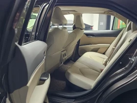 Toyota Camry Xv70) 2.5 Xle Hybrid, снимка 11