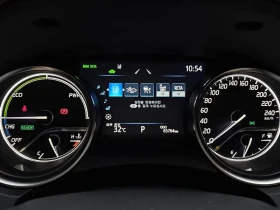 Toyota Camry Xv70) 2.5 Xle Hybrid, снимка 8