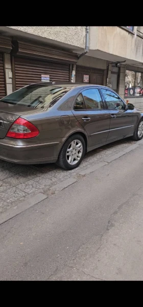 Обява за продажба на Mercedes-Benz E 220 DCI ~10 500 лв. - изображение 1