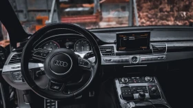 Audi S8 | Mobile.bg    9