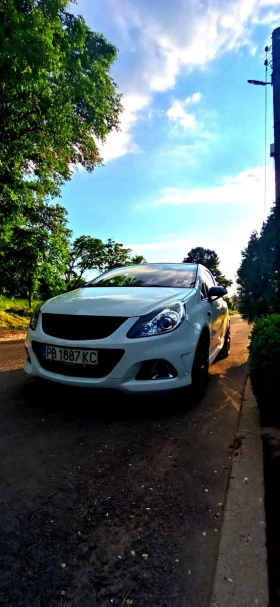 Opel Corsa OPC - 6200 € / 12126.15 лв. - 44282833 2