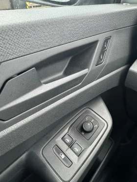 VW Caddy - 19100 € / 37356.35 лв. - 90647430 11