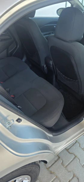 Kia Rio 1.4I автомат - 6500 € / 12712.90 лв. - 47261462 8