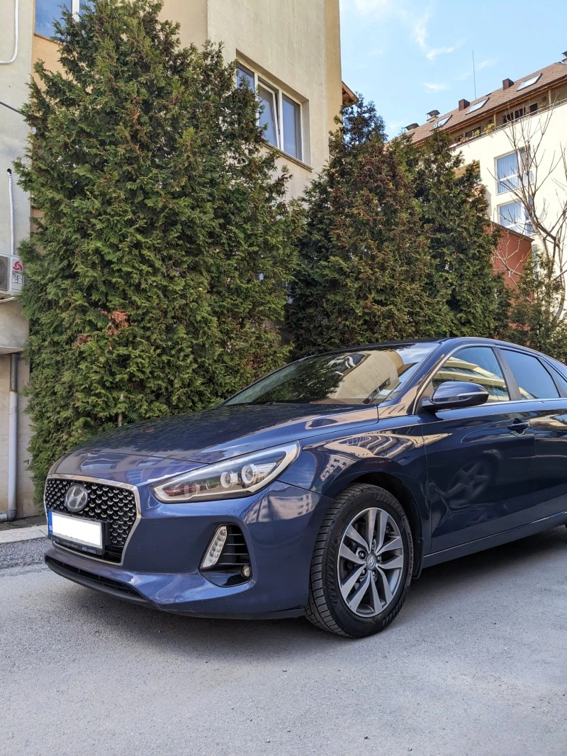 Hyundai I30 1.6 136hp LaneKeepingDis#Подгрев волан/Седалки, снимка 5 - Автомобили и джипове - 47320202