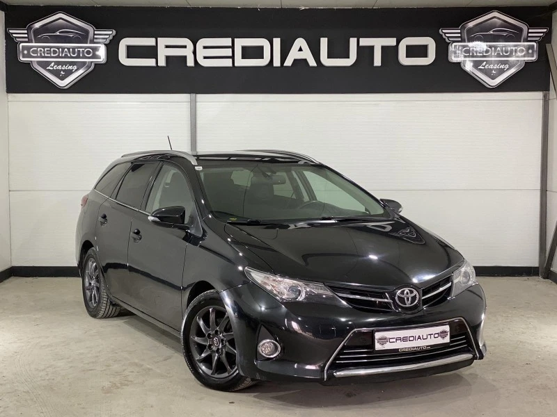 Toyota Auris Touring Sport 1.33 dVVT, снимка 3 - Автомобили и джипове - 45003672