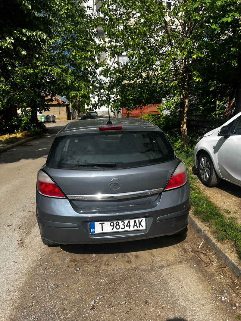 Opel Astra, снимка 8 - Автомобили и джипове - 45906176