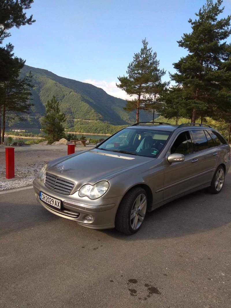 Mercedes-Benz C 270, снимка 2 - Автомобили и джипове - 47467391