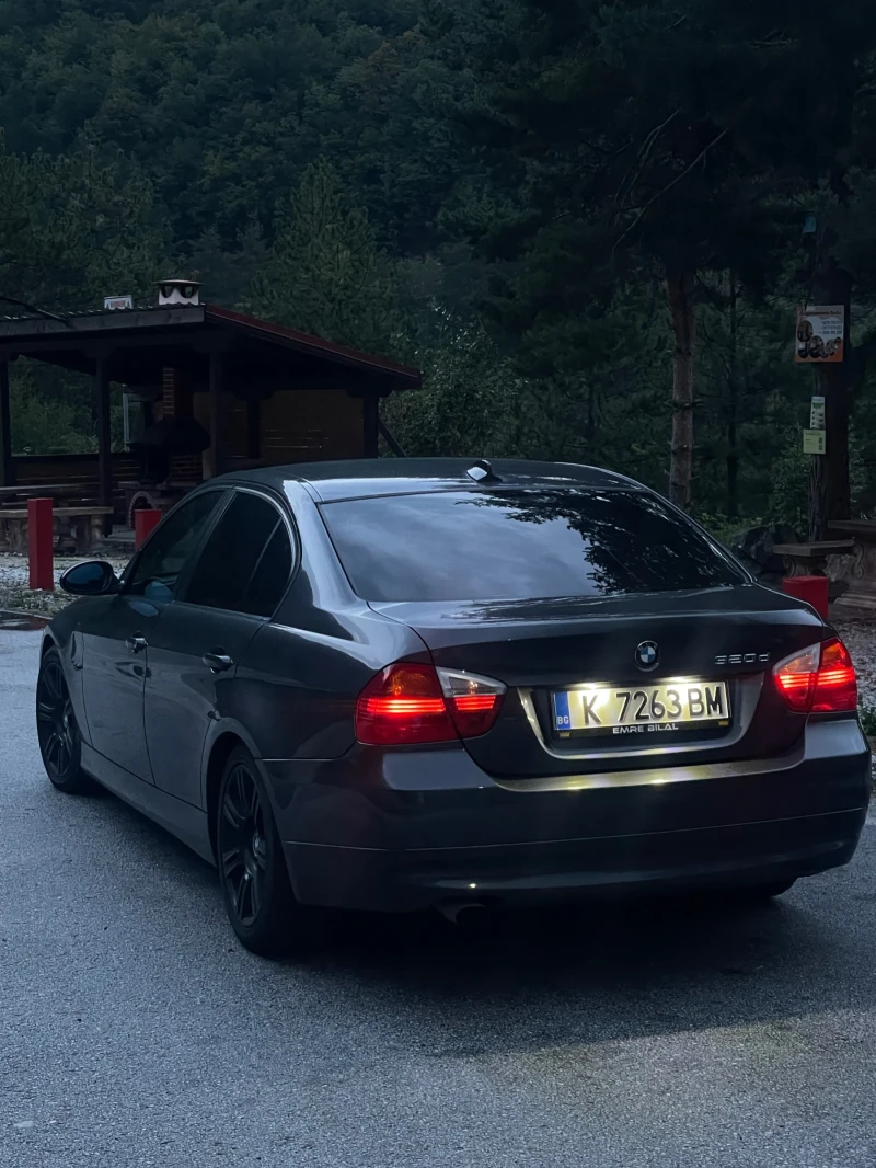 BMW 320, снимка 4 - Автомобили и джипове - 47848182