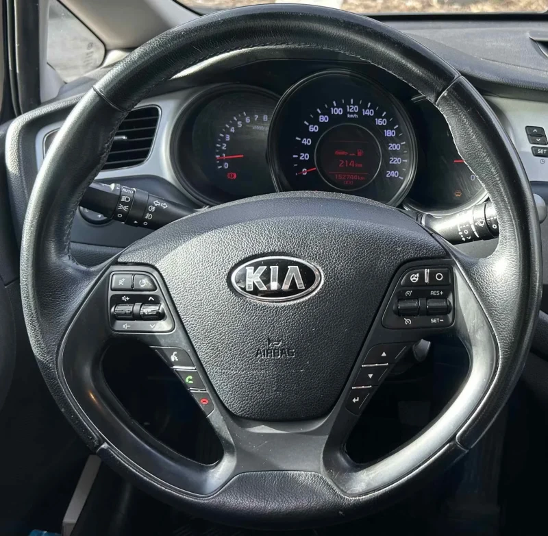 Kia Ceed 1, 4/2013/EVRO5 , снимка 14 - Автомобили и джипове - 49507205