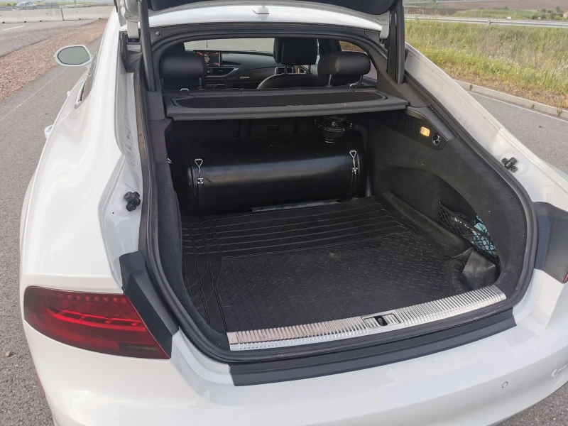 Audi A7, снимка 11 - Автомобили и джипове - 52626177