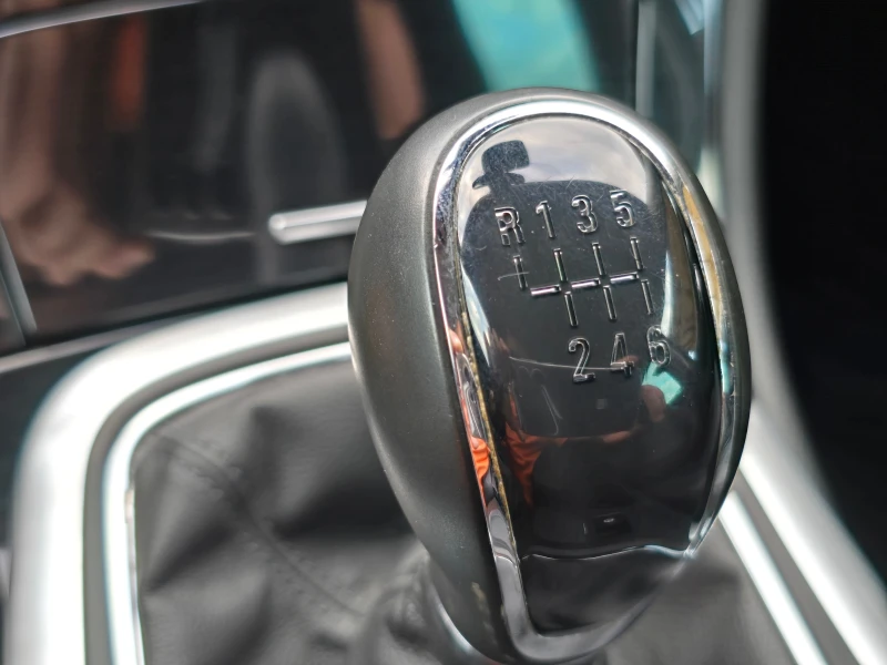 Opel Insignia Sport 2.0TDCi/Bi-turbo/Navi/Кожа/Лизинг/Германия, снимка 8 - Автомобили и джипове - 51909251