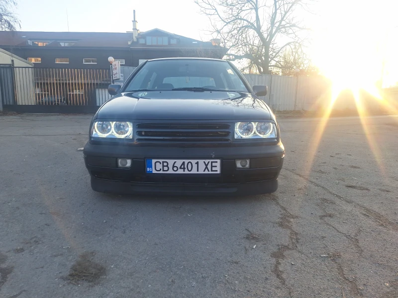 VW Golf 2.0 16v ABF с газ, снимка 2 - Автомобили и джипове - 52875334