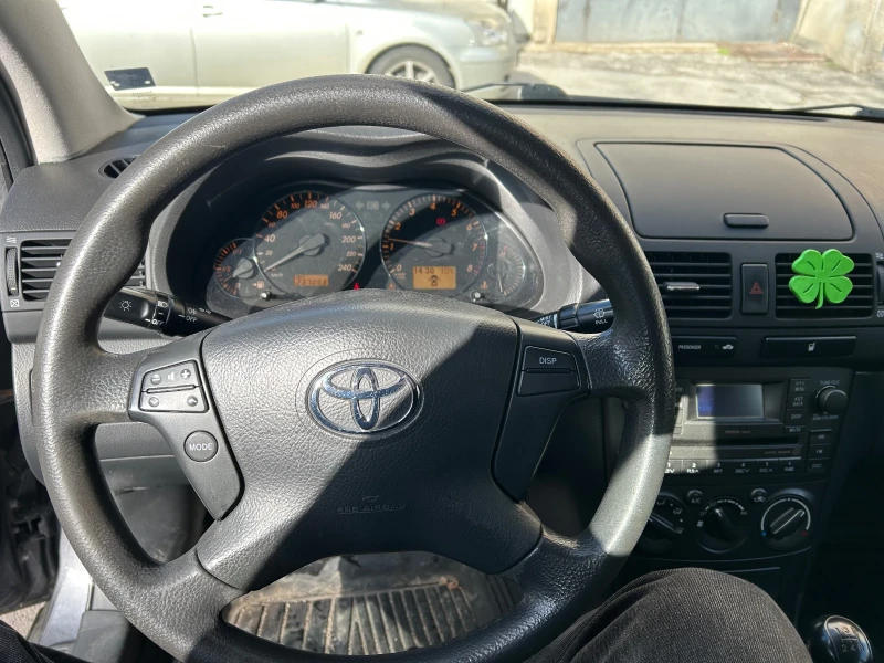 Toyota Avensis, снимка 5 - Автомобили и джипове - 53528792