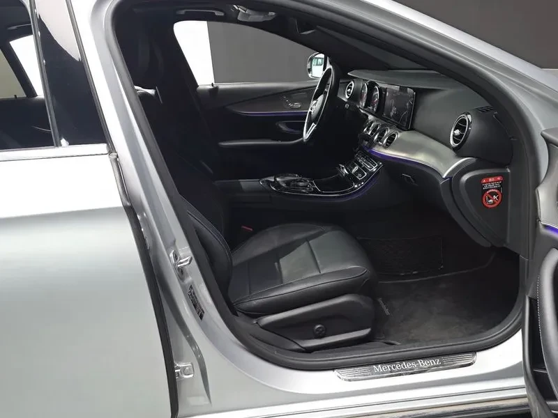 Mercedes-Benz E 300 AVANTGARDE, снимка 9 - Автомобили и джипове - 54738576
