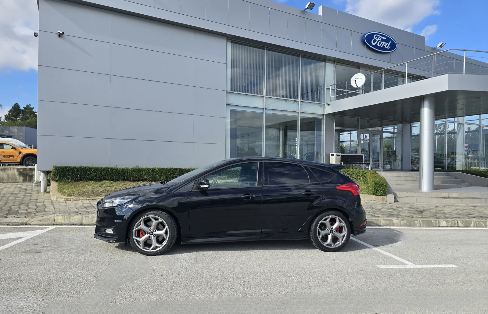 Ford Focus ST 2.0 Ecoboost, снимка 1