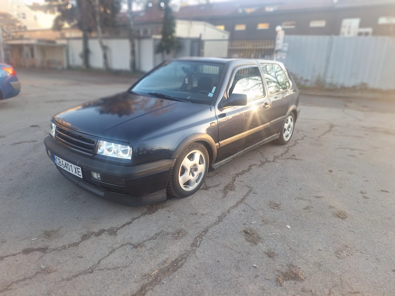VW Golf 2.0 16v ABF с газ, снимка 1