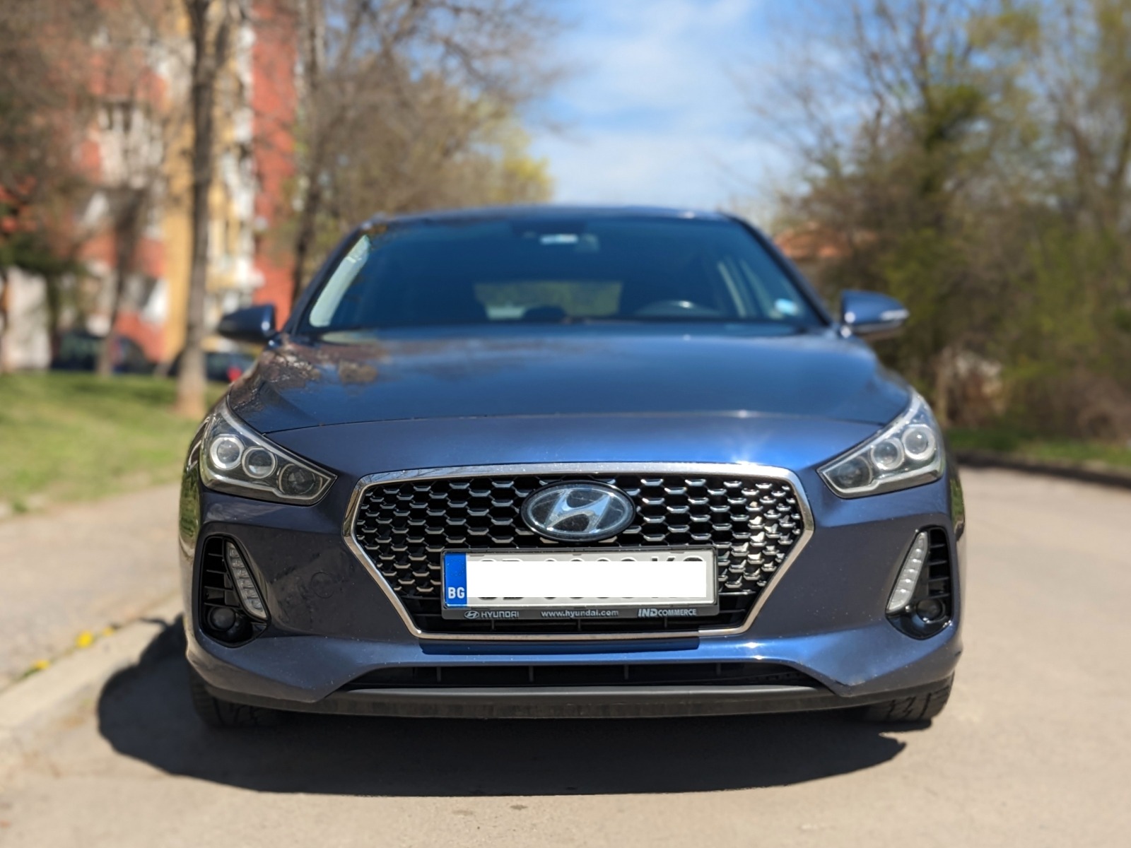 Hyundai I30 1.6 136hp LaneKeepingDis#Подгрев волан/Седалки - изображение 1