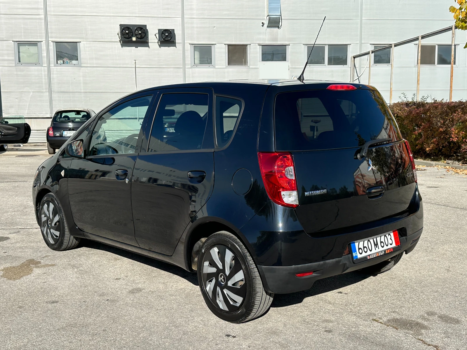 Mitsubishi Colt 1.1i Facelift - изображение 3