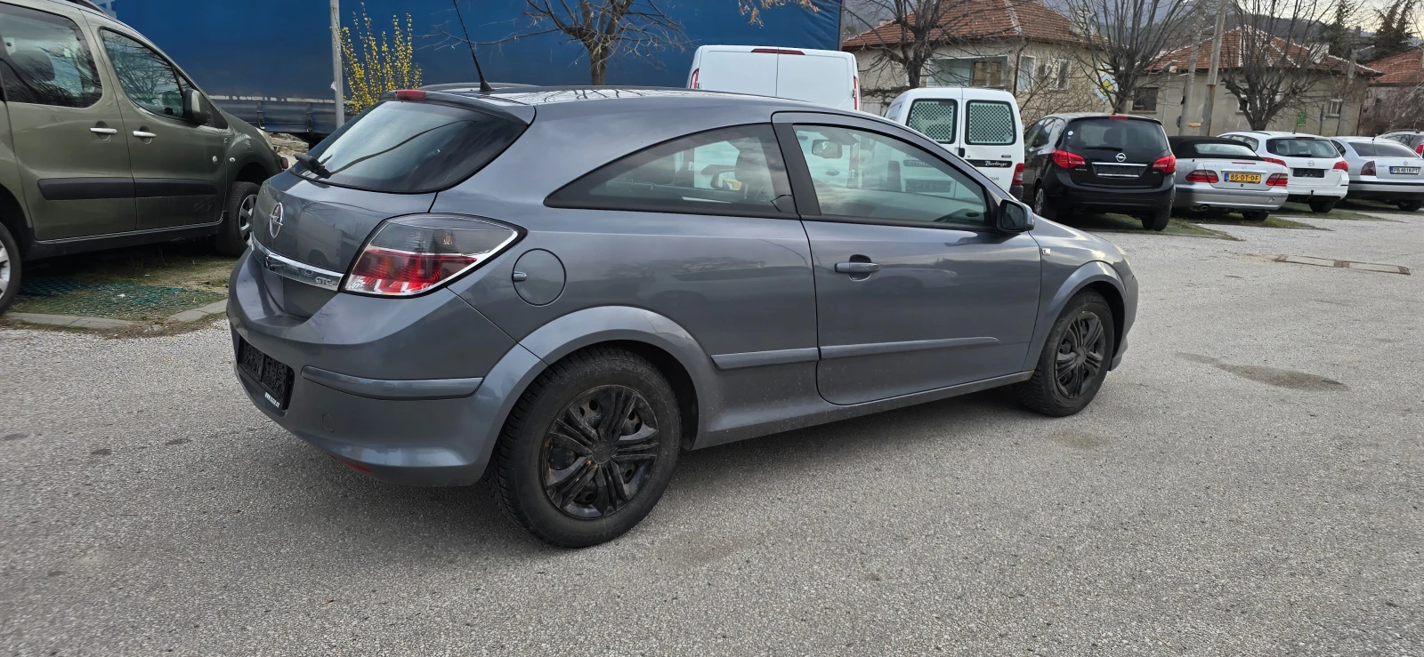 Opel Astra 1.4i 90кс ТОП - изображение 4