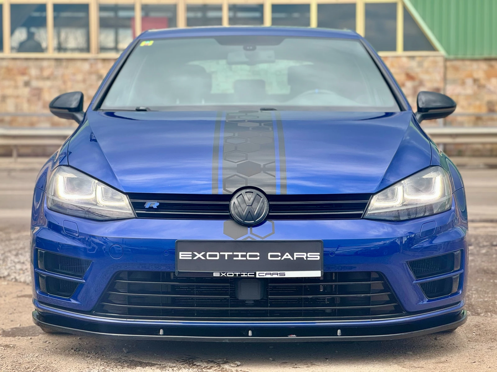 VW Golf 2.0R 4motion ! DSG ! SWISS ! - изображение 2
