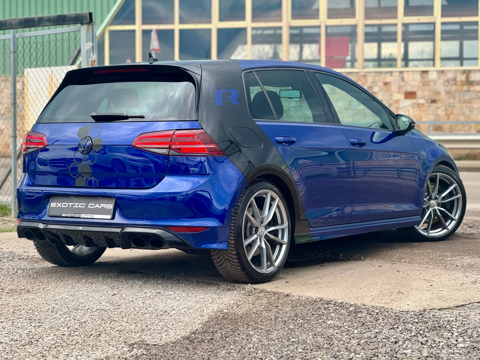 VW Golf 2.0R 4motion ! DSG ! SWISS ! - изображение 4