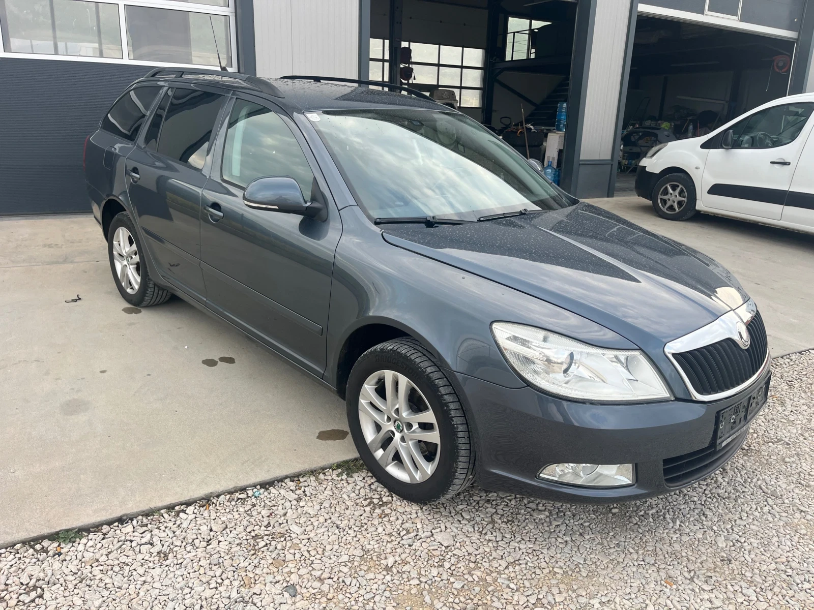 Skoda Octavia 1.6TDI 4x4 - изображение 2