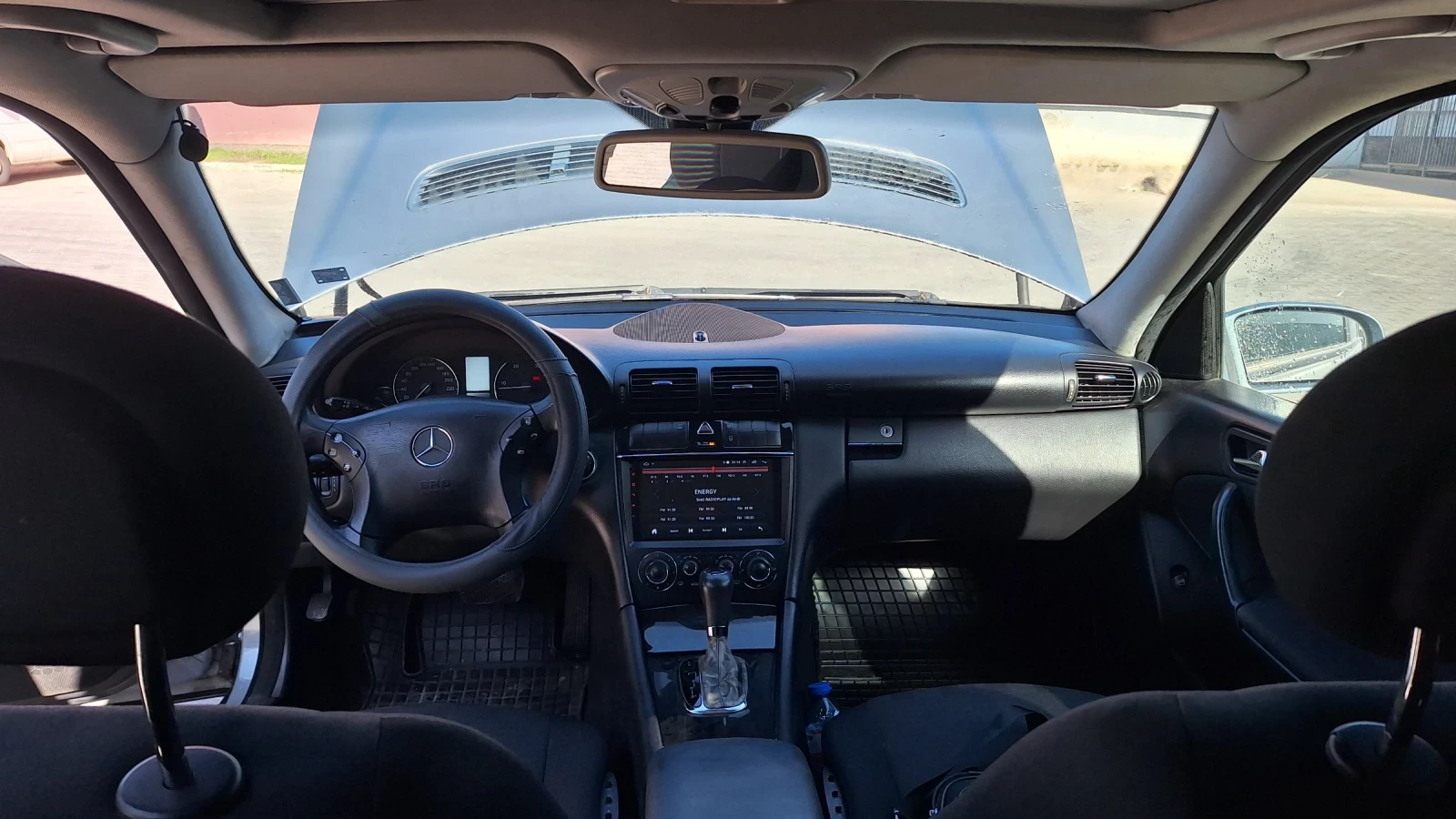 Mercedes-Benz C 200, снимка 9 - Автомобили и джипове - 53827783