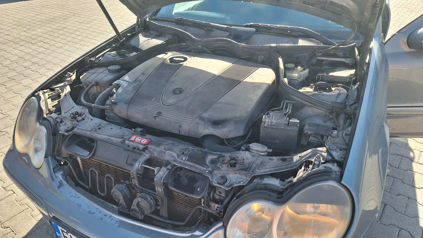 Mercedes-Benz C 200, снимка 12 - Автомобили и джипове - 53827783