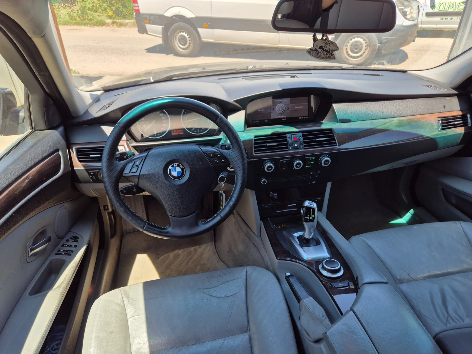 BMW 535 3.0d-286k-facelift , снимка 7 - Автомобили и джипове - 54036002