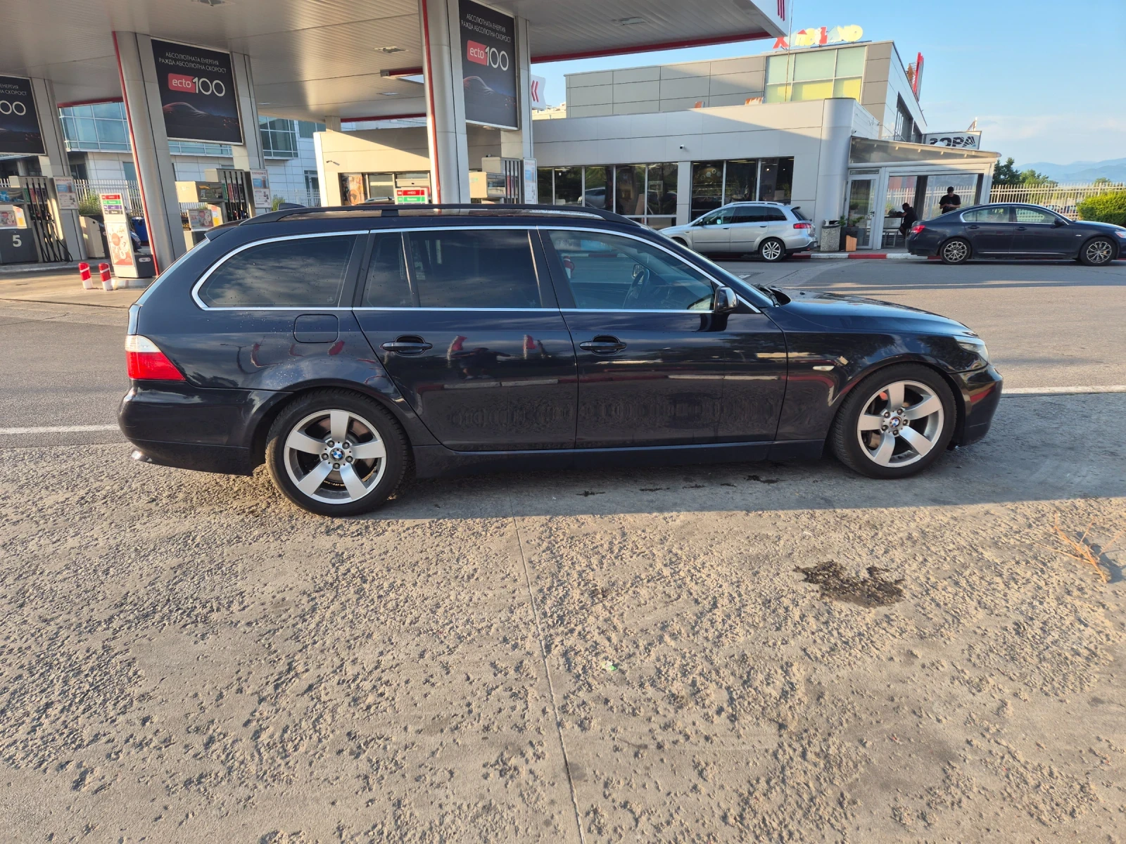BMW 535 3.0d-286k-facelift , снимка 4 - Автомобили и джипове - 54036002