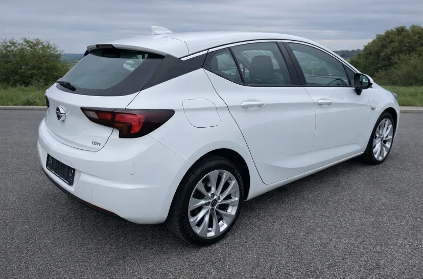 Opel Astra, снимка 6 - Автомобили и джипове - 54285340