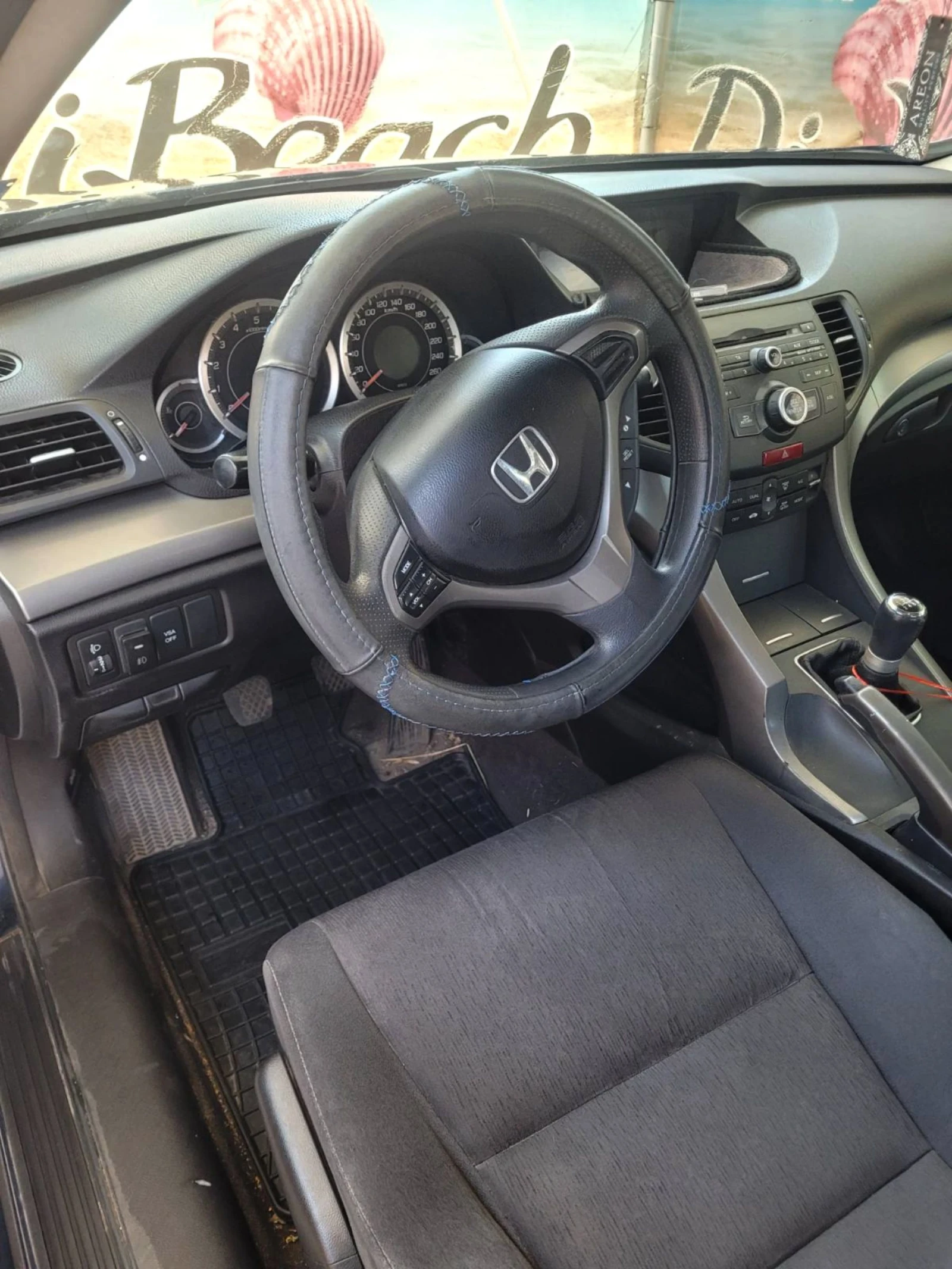 Honda Accord 2.0 i, снимка 6 - Автомобили и джипове - 54456007