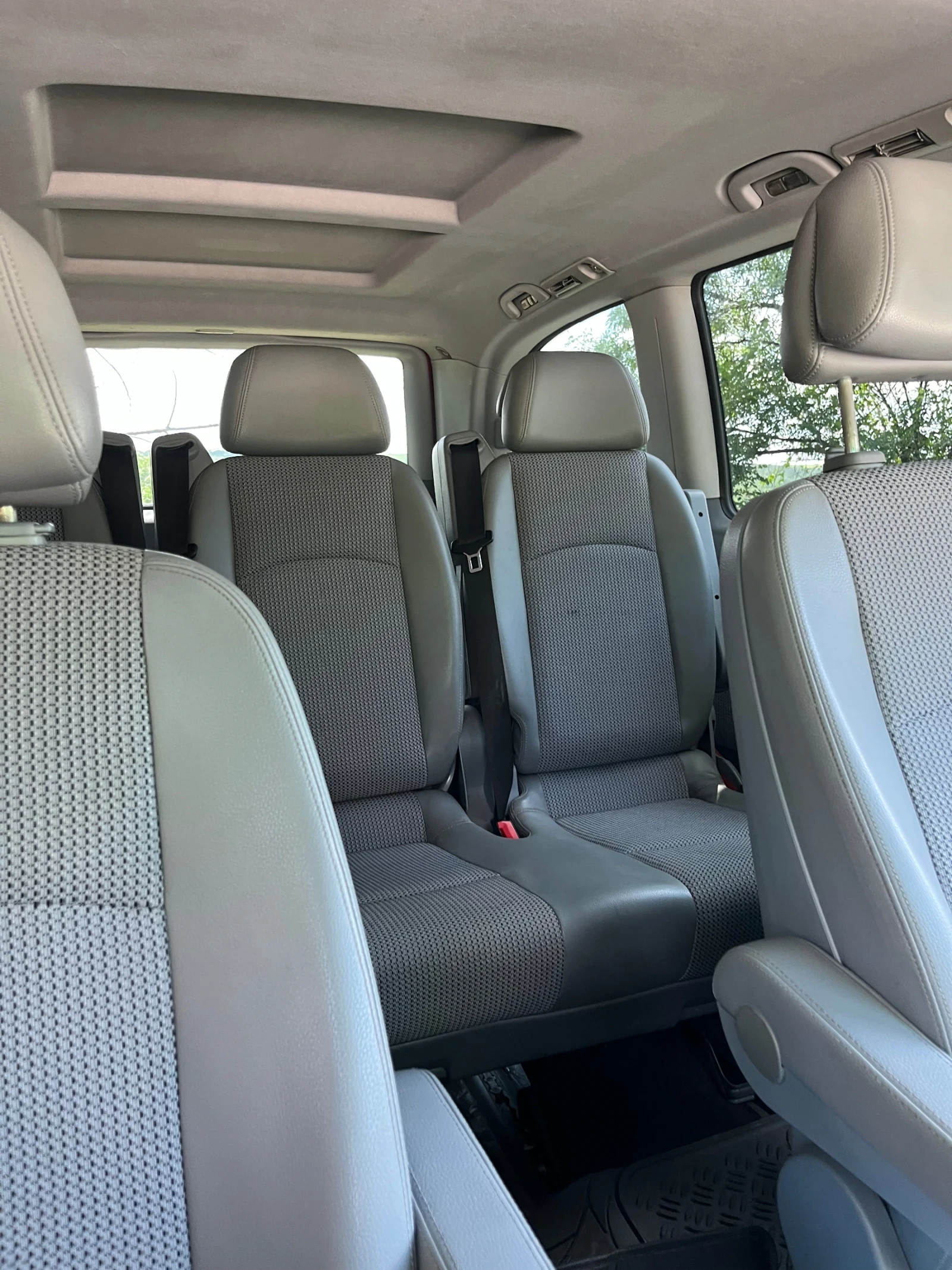 Mercedes-Benz Viano, снимка 13 - Автомобили и джипове - 55177835