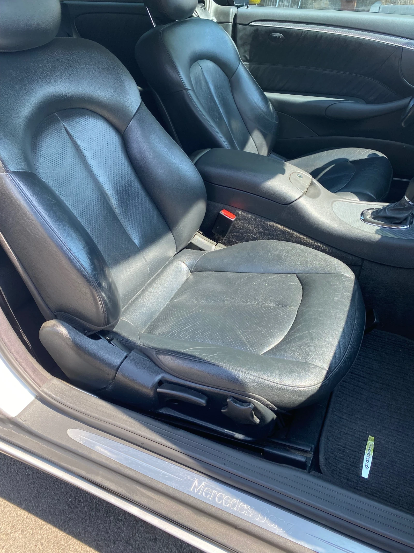 Mercedes-Benz CLK 2.0 KOMPRESOR! !ГАЗ! !KEYLESS!!, снимка 10 - Автомобили и джипове - 55432885