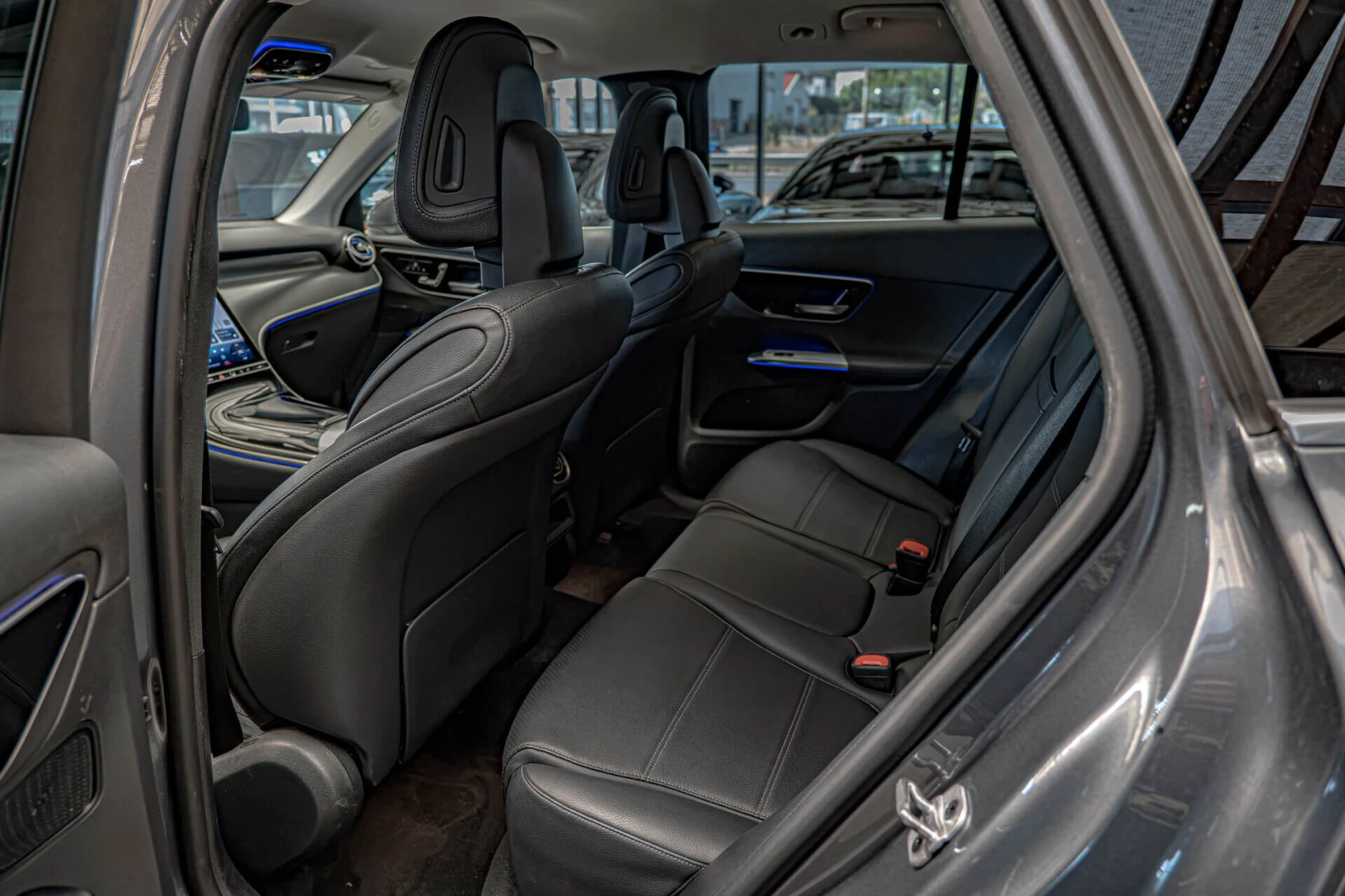Mercedes-Benz GLC 200 4MATIC/Virtual/Подгрев/Ambient/Камера/Мемори/MBUX, снимка 9 - Автомобили и джипове - 55836799