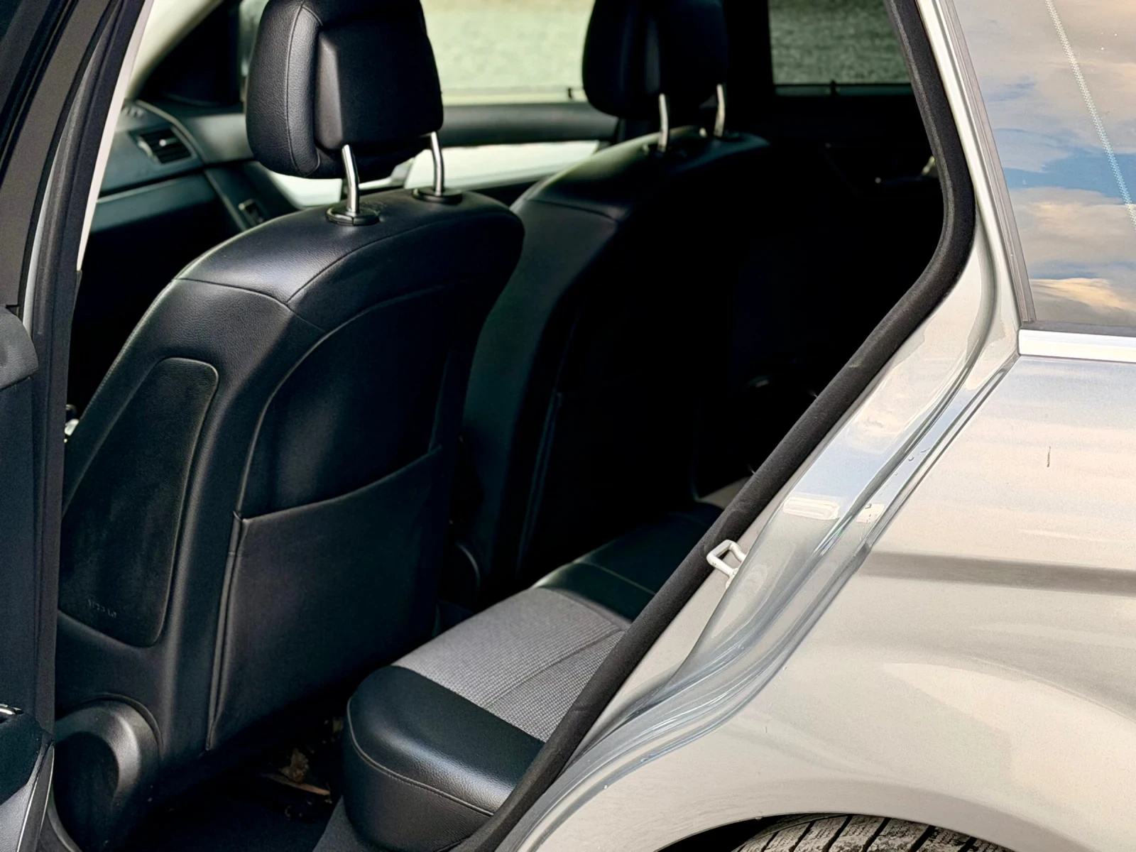 Mercedes-Benz C 220 C220 CDI * Avantgarde* , снимка 10 - Автомобили и джипове - 55873056