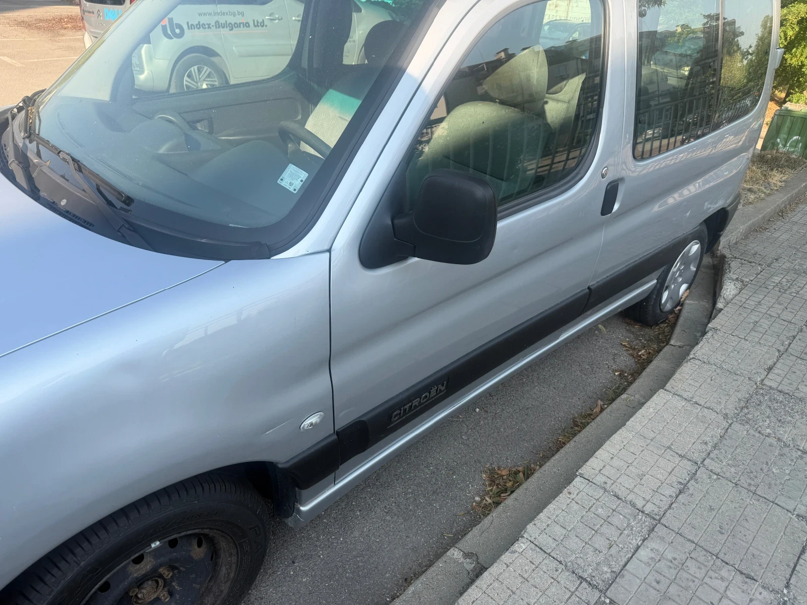 Citroen Berlingo 1.9/пътнически, снимка 4 - Автомобили и джипове - 55935242