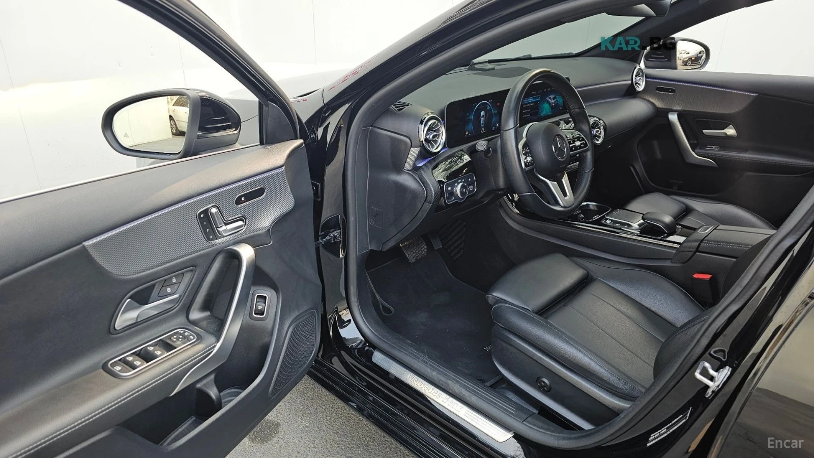 Mercedes-Benz A 250 4MATIC* ПОДГРЕВ* КАМЕРА* ХЕДЪП* LANE* ASSIST* , снимка 8 - Автомобили и джипове - 55927310