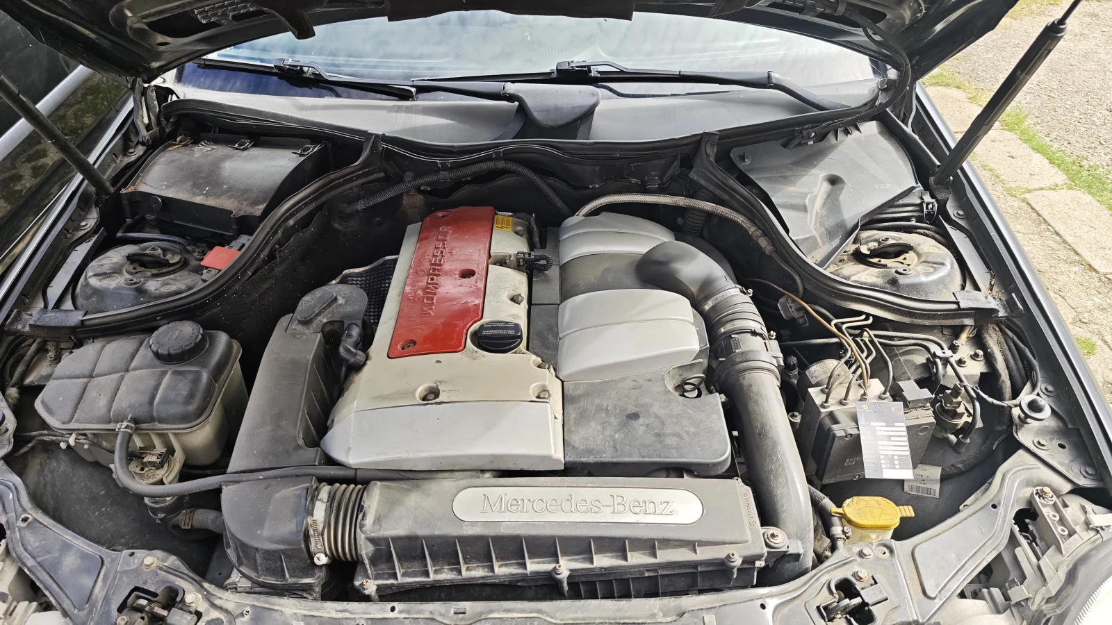 Mercedes-Benz 200, снимка 8 - Автомобили и джипове - 56246830
