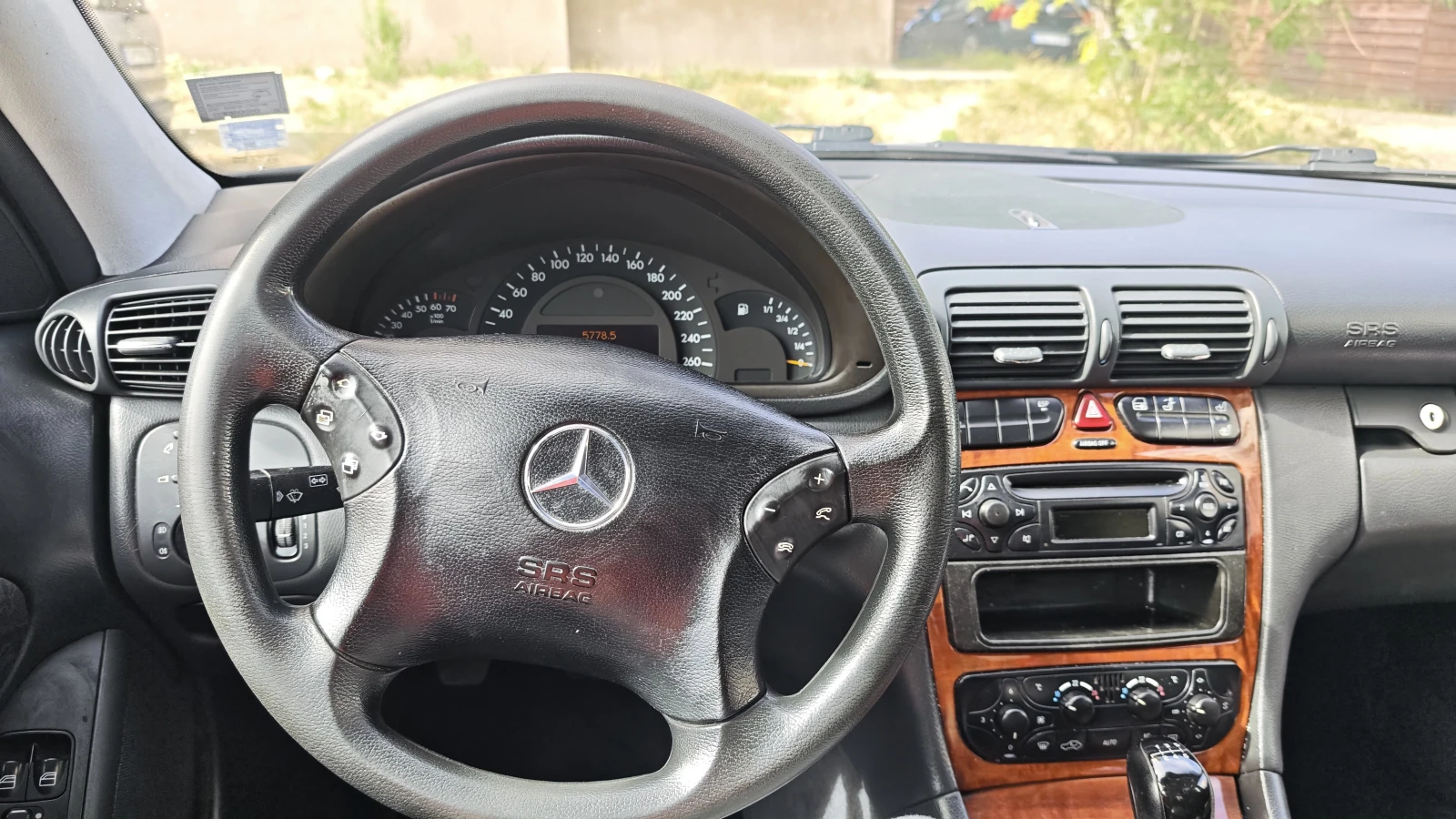 Mercedes-Benz 200, снимка 10 - Автомобили и джипове - 56246830