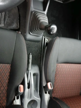 Suzuki Jimny 1.3 i, снимка 11