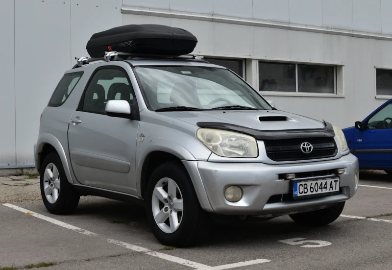 Toyota Rav4 2.0 D4D, снимка 4 - Автомобили и джипове - 47565018